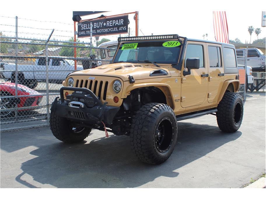 2013 Jeep Wrangler from Auto Locators