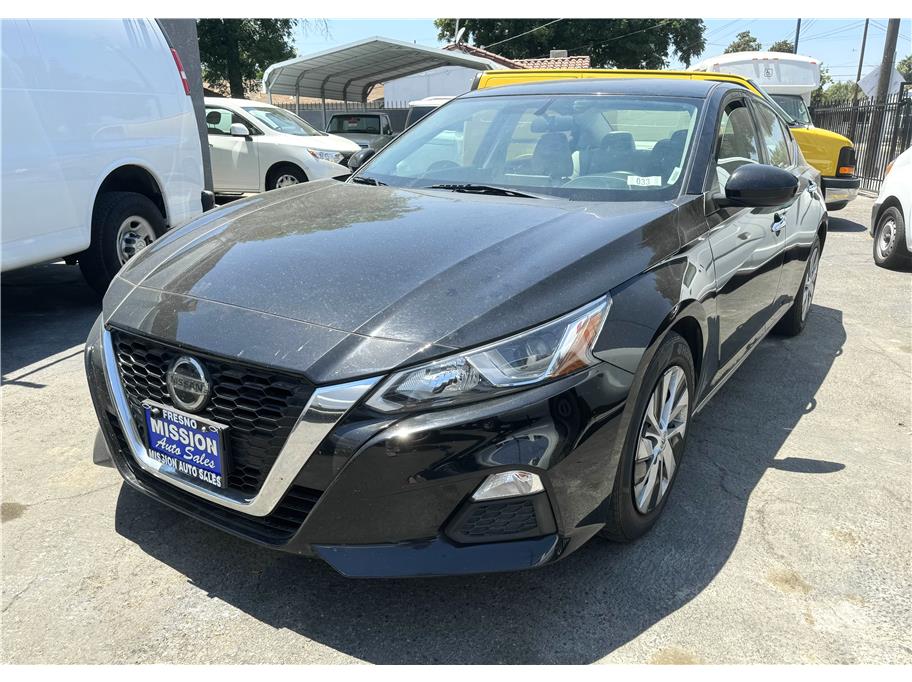 2020 Nissan Altima from Mission Auto Sales