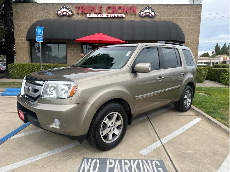 2011 Honda Pilot from Triple Crown Auto Sales