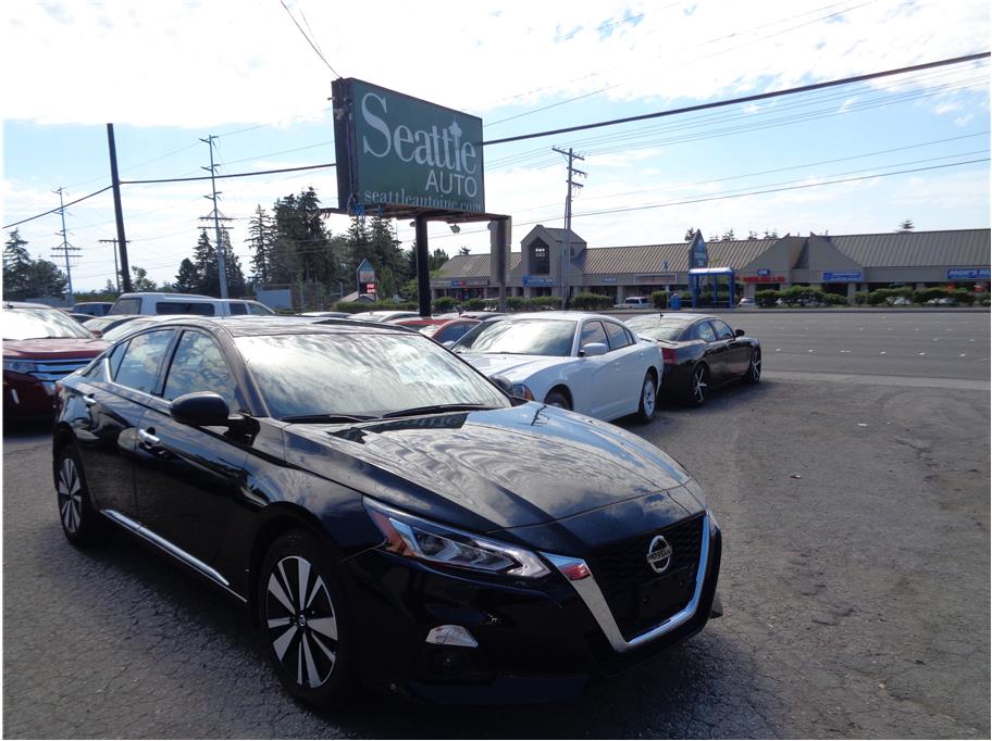 2019 Nissan Altima from seattle auto inc