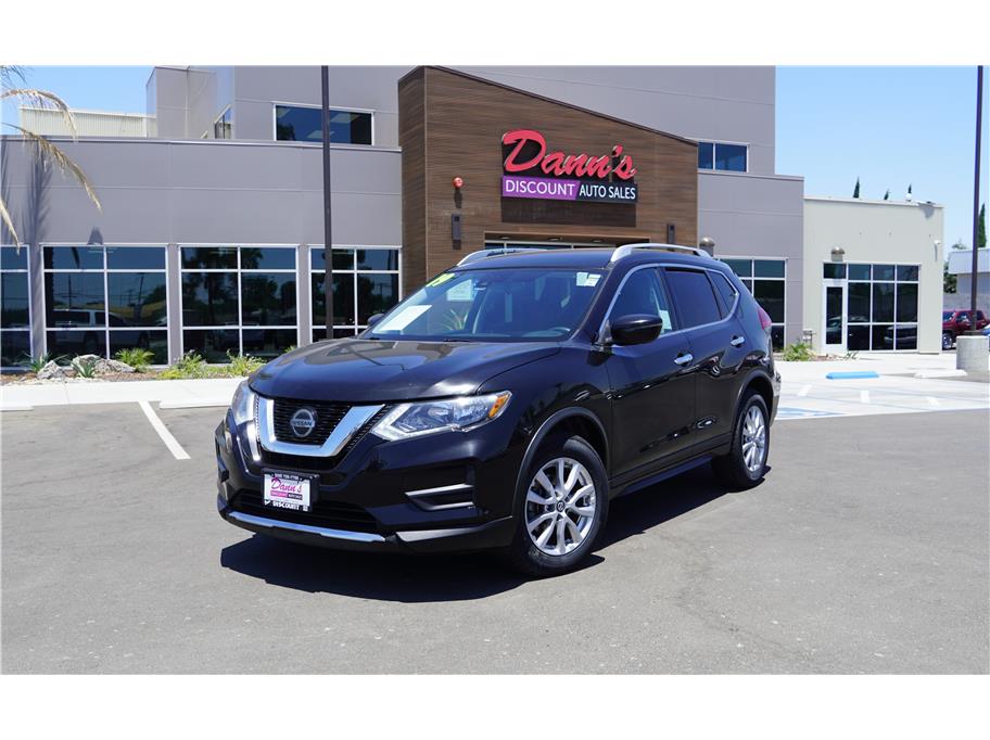 2019 Nissan Rogue from Dann's Discount Auto Sales II
