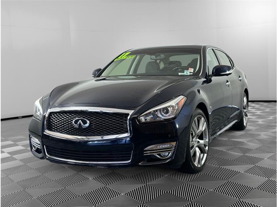 2017 INFINITI Q70 from Legend Auto Sales Inc