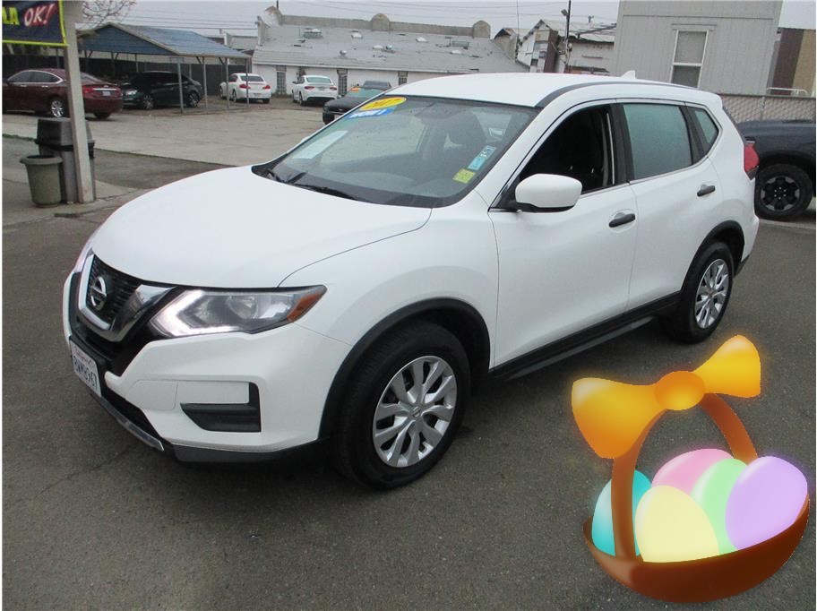 2017 Nissan Rogue from Universal Auto