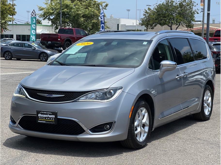 2020 Chrysler Pacifica from Quantum Auto Sales