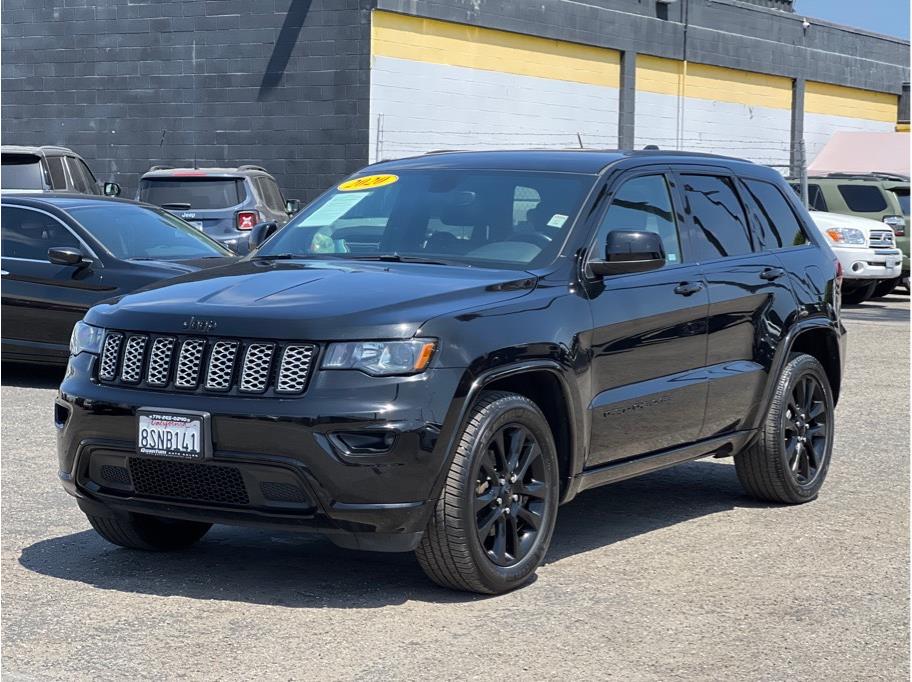 2020 Jeep Grand Cherokee from Quantum Auto Sales