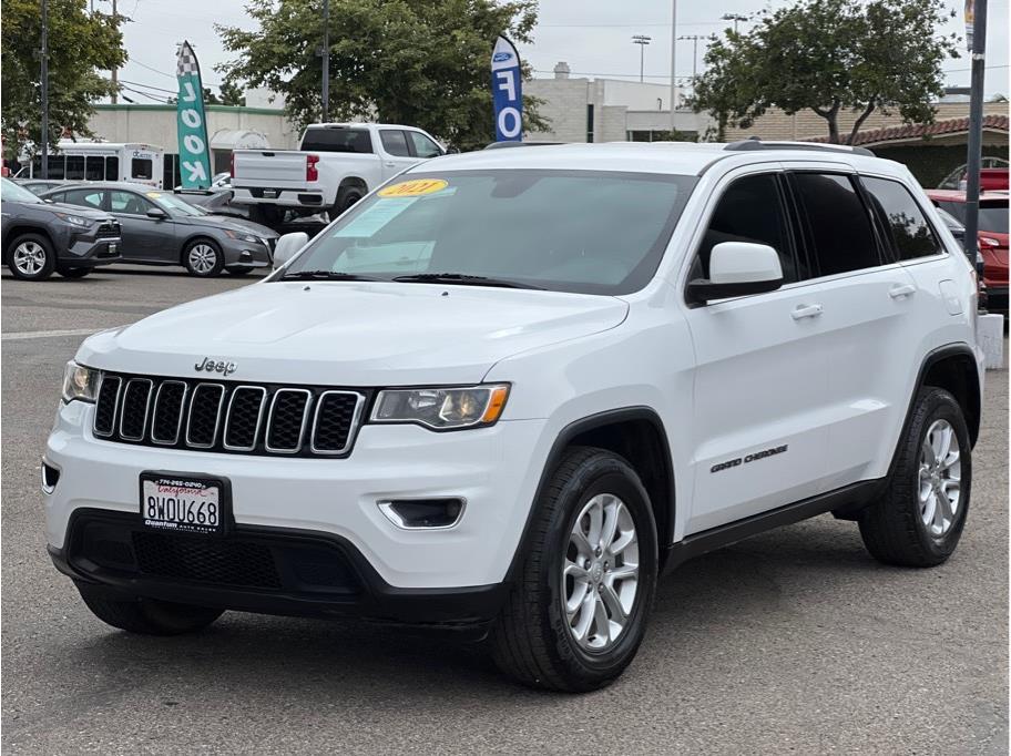 2021 Jeep Grand Cherokee from Quantum Auto Sales