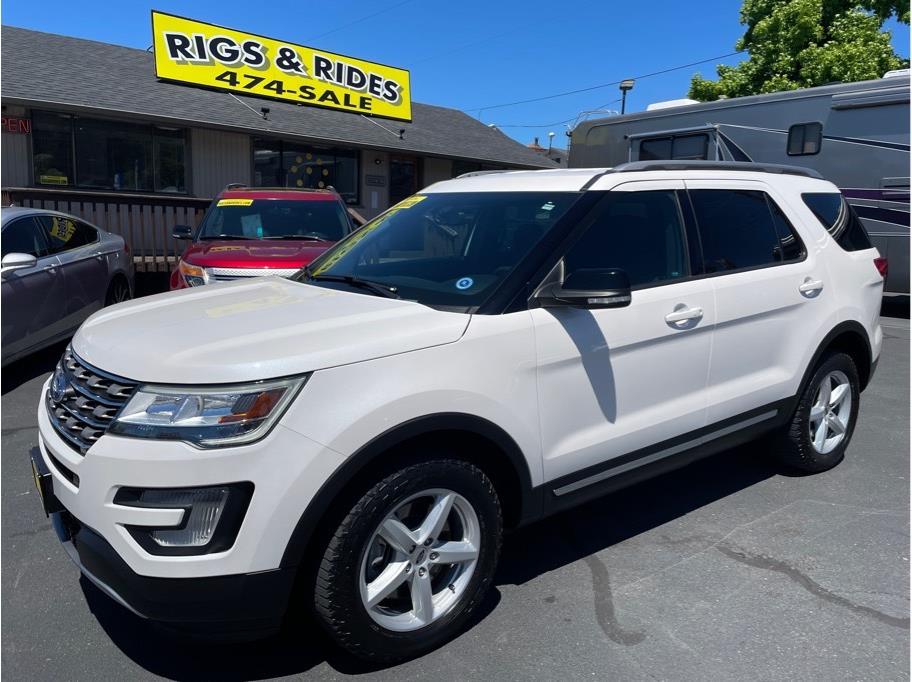 2017 Ford Explorer from Rigs & Rides