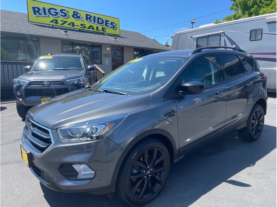 2019 Ford Escape from Rigs & Rides