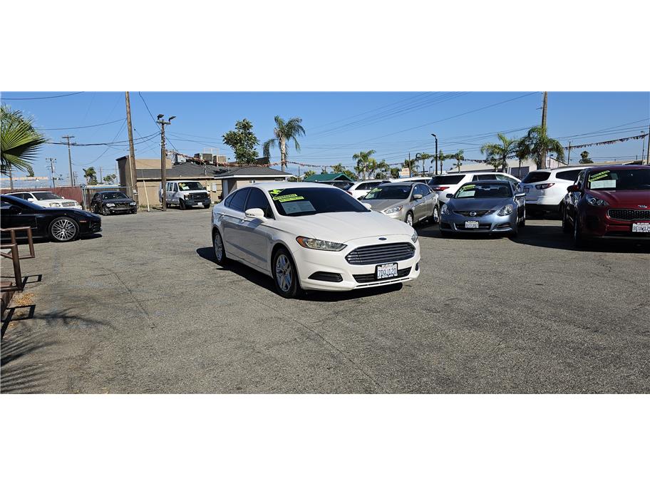 2014 Ford Fusion from Los Reyes Auto Sales and Repairs
