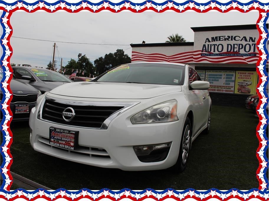2014 Nissan Altima from American Auto Depot