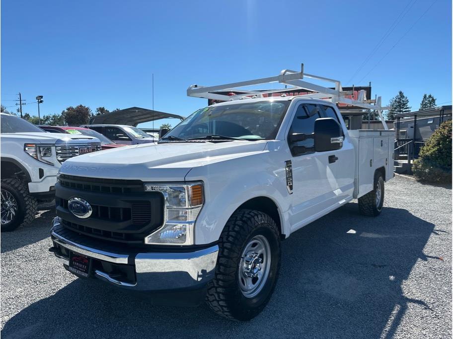 2020 Ford F350 Super Duty Super Cab & Chassis from Enriquez Auto Group